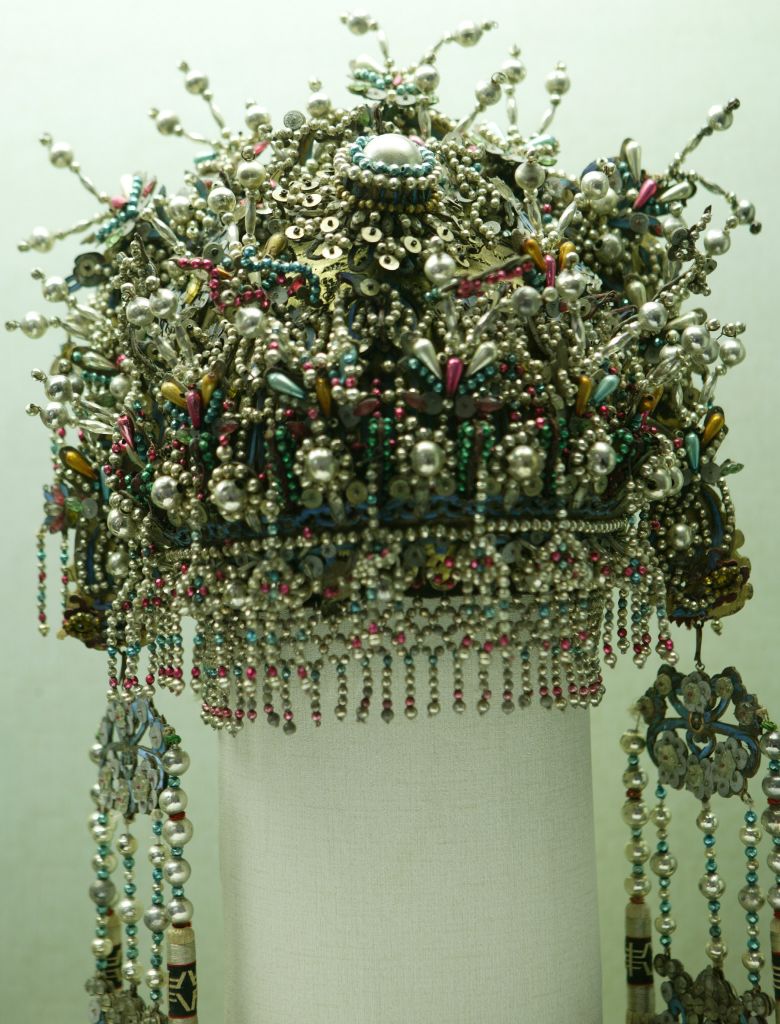 图片[1]-String glass bead phoenix crown-China Archive